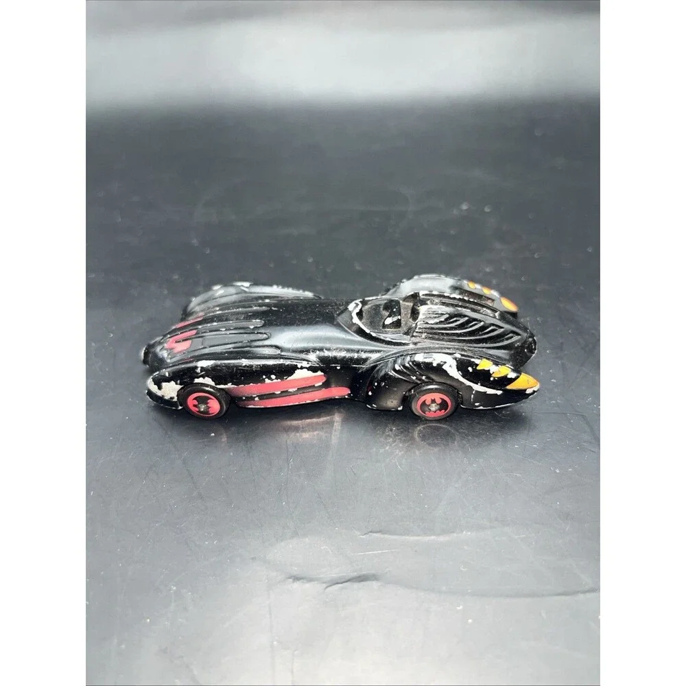 Vintage Hasbro DC Comics Diecast Batmobile 1997